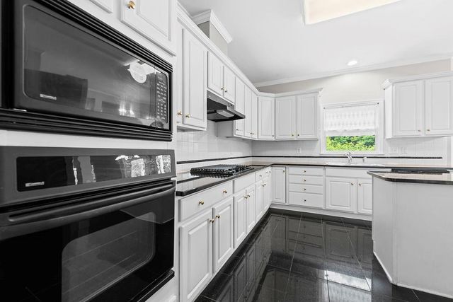 1165 Home Place Drive, Lawrenceville, GA 30043