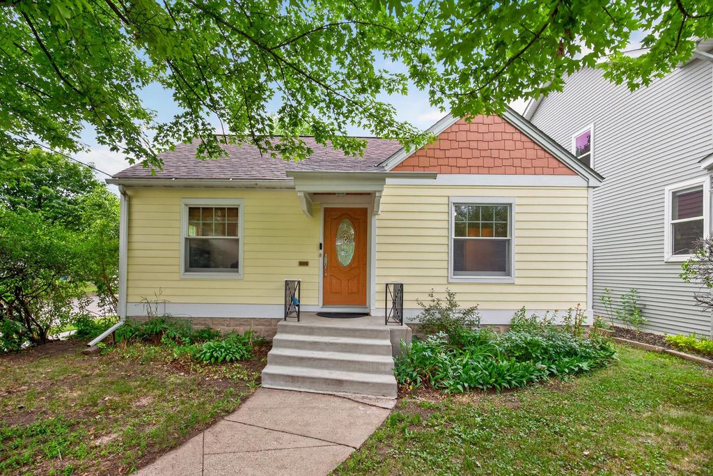 3901 Quail Avenue N, Robbinsdale, MN 55422 — exterior