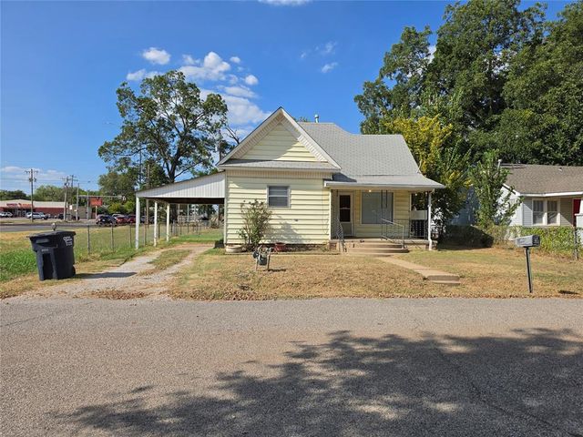 904 E 7th Street, Shawnee, OK 74801