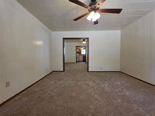 904 E 7th Street, Shawnee, OK 74801