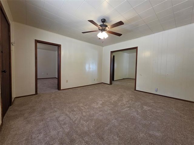 904 E 7th Street, Shawnee, OK 74801