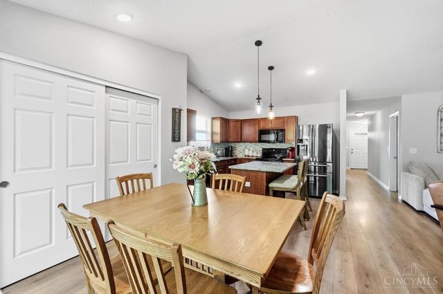 1117 Arbor Springs Drive, Hamilton, OH 45013