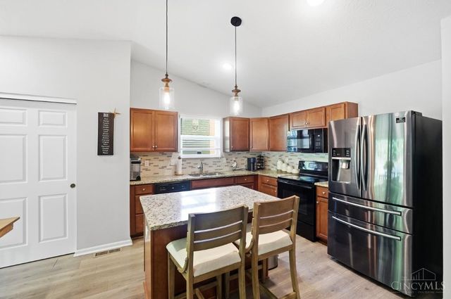 1117 Arbor Springs Drive, Hamilton, OH 45013