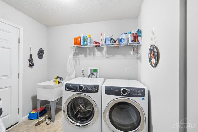 1117 Arbor Springs Drive, Hamilton, OH 45013