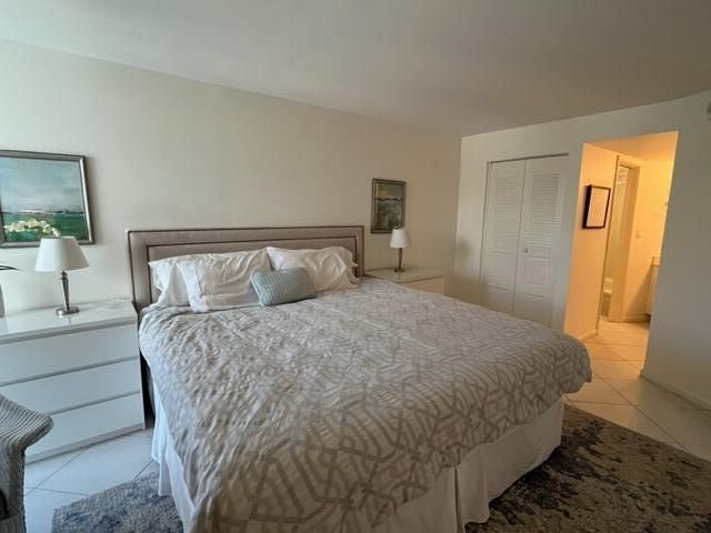 5420 N Ocean Drive 1705, Singer Island, FL 33404