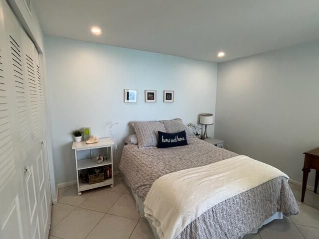 5420 N Ocean Drive 1705, Singer Island, FL 33404
