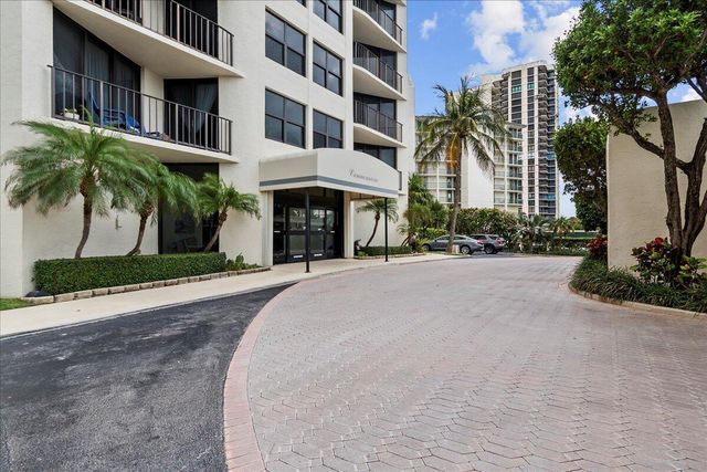 5420 N Ocean Drive 1705, Singer Island, FL 33404
