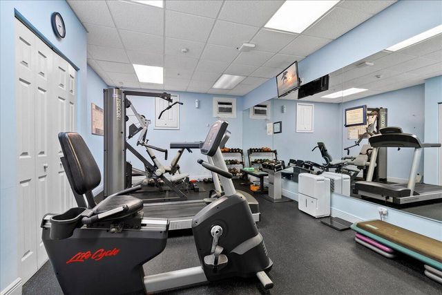 5420 N Ocean Drive 1705, Singer Island, FL 33404