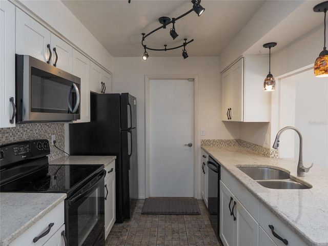 5338 COLEWOOD PL, Sarasota, FL 34232