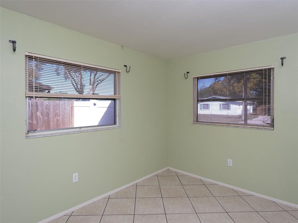 Image 28 of property listing at 5338 COLEWOOD PL, Sarasota, FL 34232