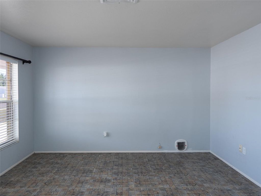 Image 4 of property listing at 5338 COLEWOOD PL, Sarasota, FL 34232