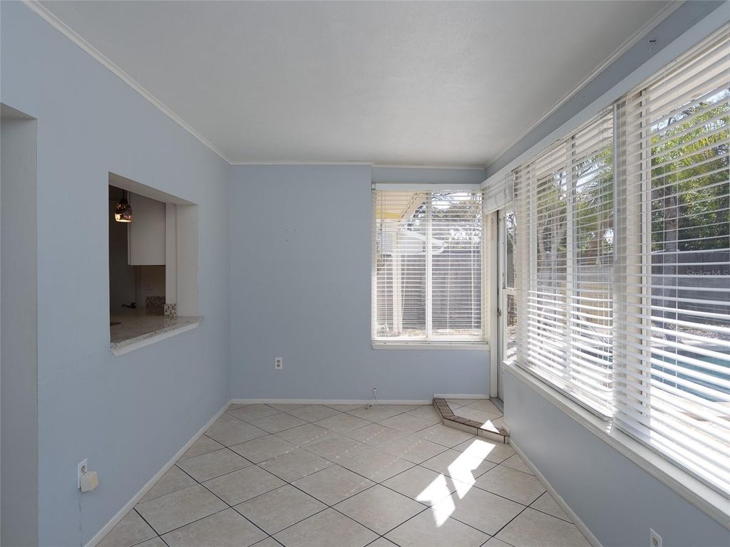 Image 33 of property listing at 5338 COLEWOOD PL, Sarasota, FL 34232