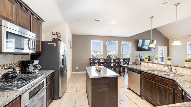 24514 Bliss Canyon, San Antonio, TX 78260