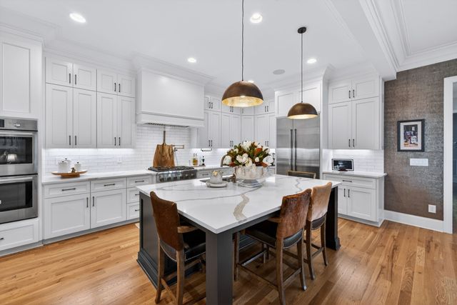 2007 Kathryn Ave, Franklin, TN 37064