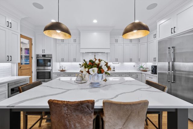 2007 Kathryn Ave, Franklin, TN 37064