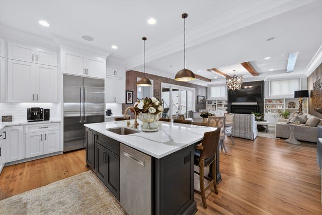 2007 Kathryn Ave, Franklin, TN 37064