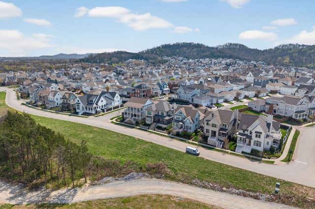 2007 Kathryn Ave, Franklin, TN 37064