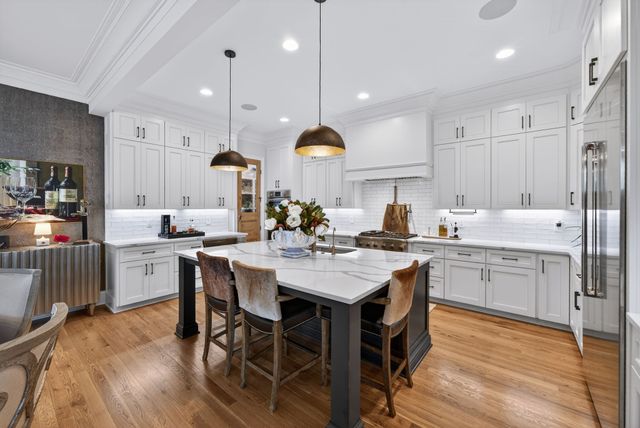 2007 Kathryn Ave, Franklin, TN 37064