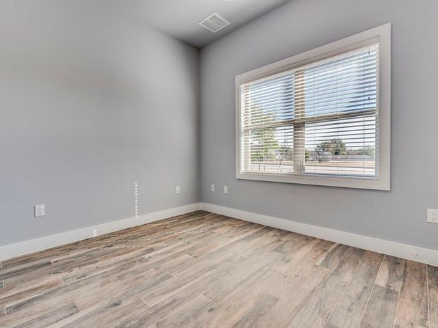 103 E Walter Ave B, Pflugerville, TX 78660