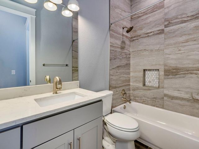 103 E Walter Ave B, Pflugerville, TX 78660