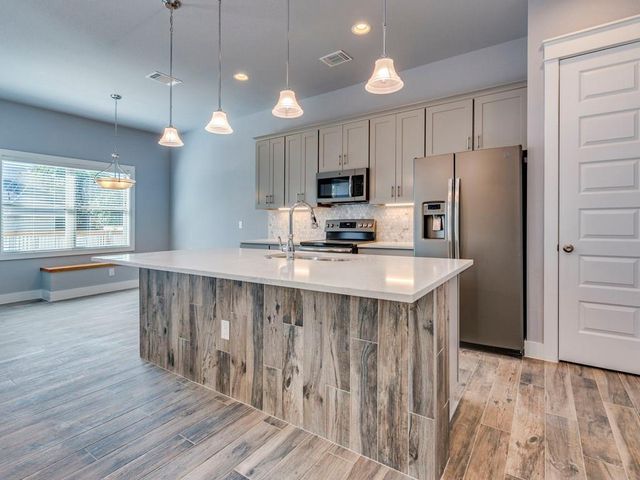 103 E Walter Ave B, Pflugerville, TX 78660