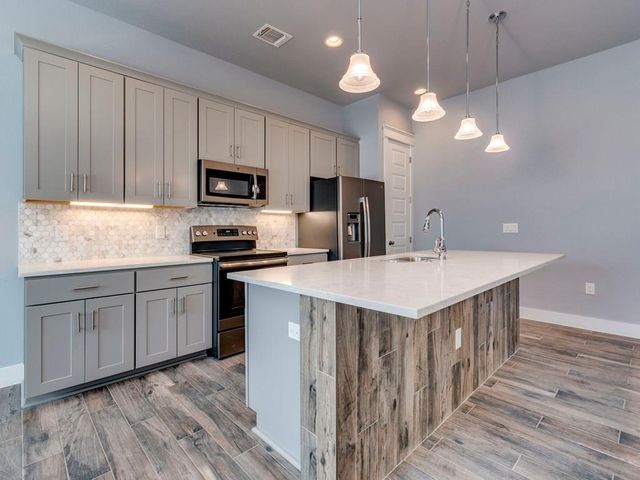 103 E Walter Ave B, Pflugerville, TX 78660