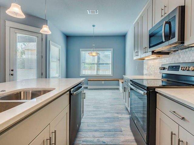 103 E Walter Ave B, Pflugerville, TX 78660