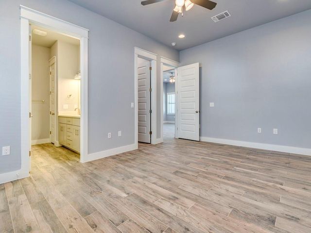 103 E Walter Ave B, Pflugerville, TX 78660