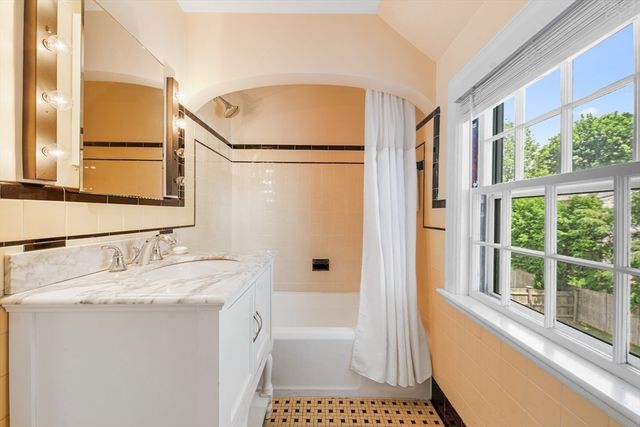 62 Princeton Road, Arlington, MA 02474