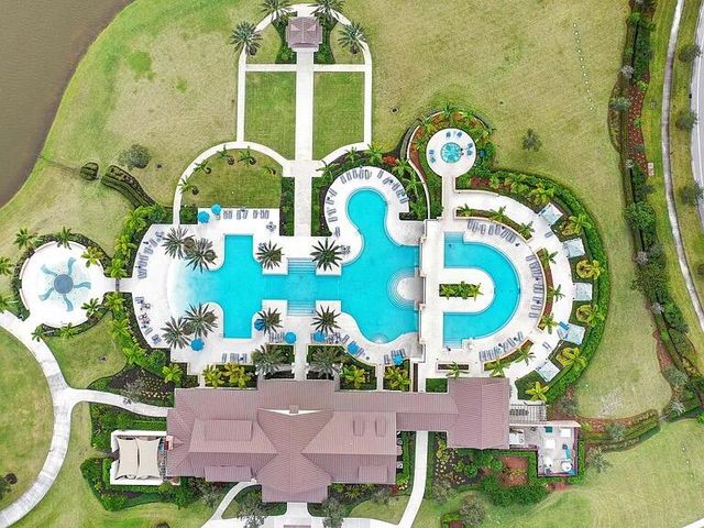 19533 Wheelbarrow Bend, The Acreage, FL 33470