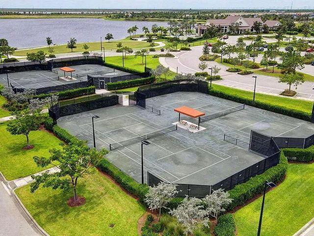 19533 Wheelbarrow Bend, The Acreage, FL 33470