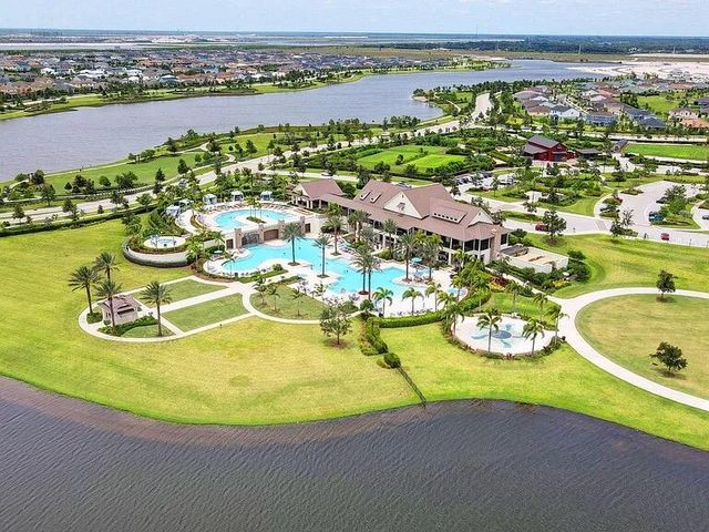 19533 Wheelbarrow Bend, The Acreage, FL 33470