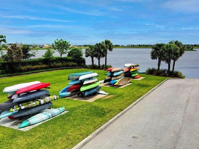 19533 Wheelbarrow Bend, The Acreage, FL 33470