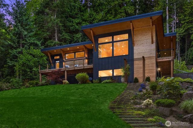 4591 NE Wildlife Court, Poulsbo, WA 98370