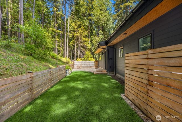 4591 NE Wildlife Court, Poulsbo, WA 98370