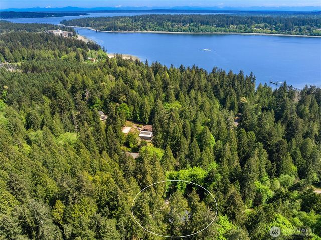 4591 NE Wildlife Court, Poulsbo, WA 98370