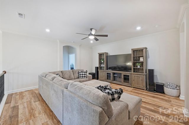 294 S San Agustin Drive, Mooresville, NC 28117