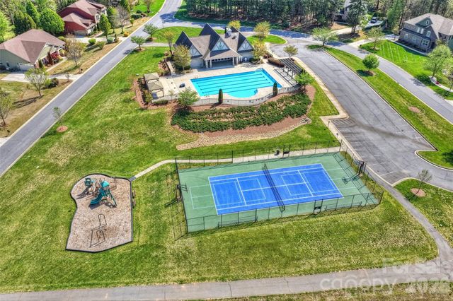 294 S San Agustin Drive, Mooresville, NC 28117