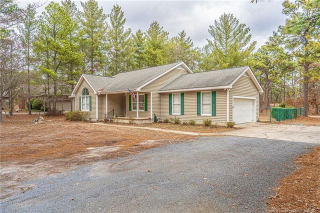 135 Forest Glen Road, Southern Pines, NC 28387