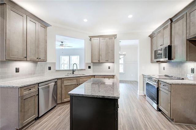 260 Summit Height Drive, Cartersville, GA 30121