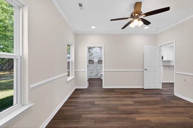 2114 James Bell Drive, North Charleston, SC 29406
