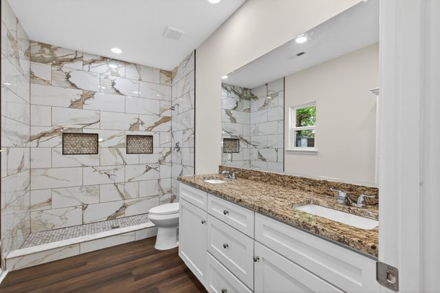 2114 James Bell Drive, North Charleston, SC 29406