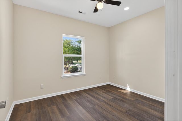 2114 James Bell Drive, North Charleston, SC 29406