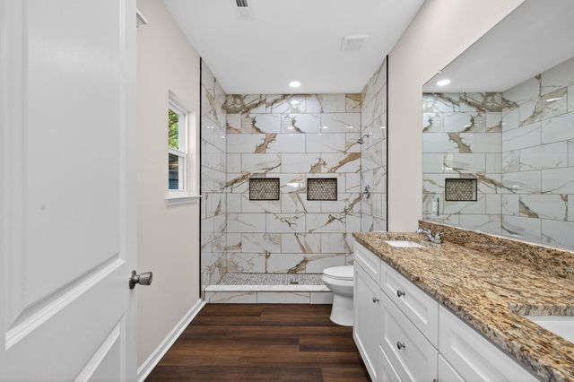 2114 James Bell Drive, North Charleston, SC 29406