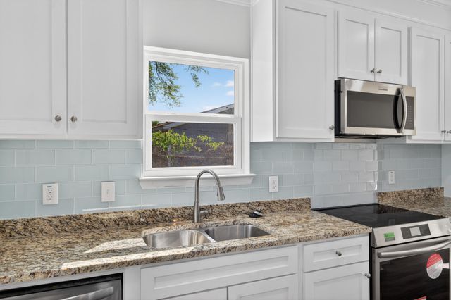 2114 James Bell Drive, North Charleston, SC 29406
