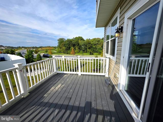 28 AXIOS WAY, Rosedale, MD 21237