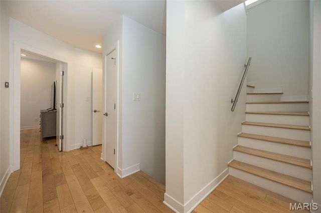 4424 Laclede Avenue, St Louis, MO 63108