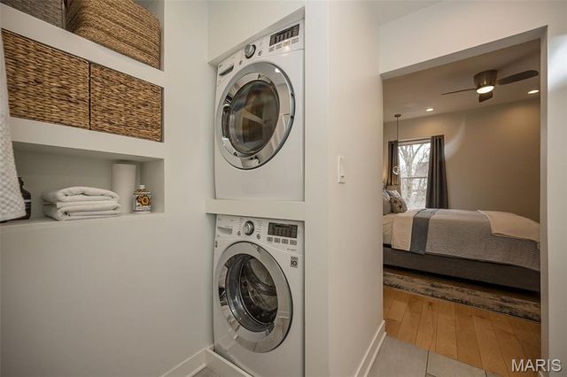 4424 Laclede Avenue, St Louis, MO 63108