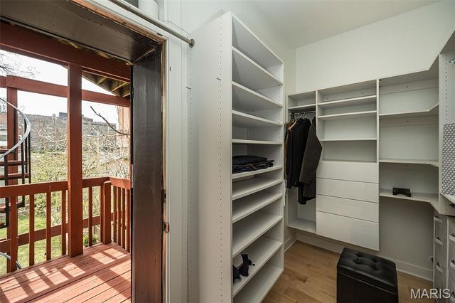 4424 Laclede Avenue, St Louis, MO 63108