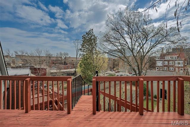 4424 Laclede Avenue, St Louis, MO 63108